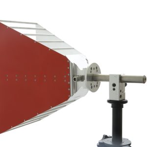 Broadband dual ridged horn antenna 0.6-9GHz, 10.5dBi Gain