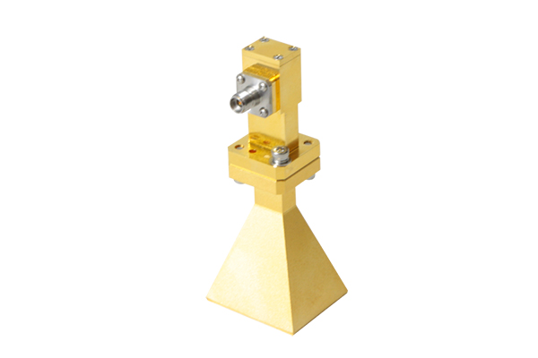 Ultra wide-band dual ridged horn antenna 18-40GHz