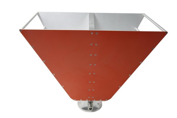 Broadband dual ridged horn antenna 0.6-9GHz, 10.5dBi Gain