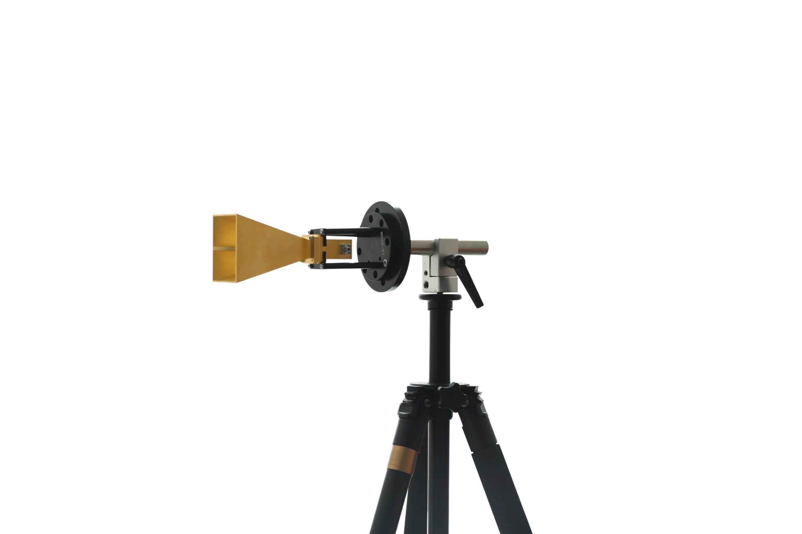 Broadband dual ridged horn antenna 7.5-18GHz, 15dBi gain