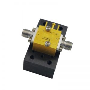 Ultra Wide Band Low Noise Amplifier From 24GHz to 28GHz With a Nominal 24dB Gain NF 3.3dB 2.92mm Connectors