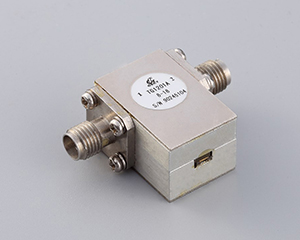 8 GHz to 18 GHz, 0.8 dB Insertion Loss, 17 dB Isolation, SMA Coaxial Series Isolator-TG1201A