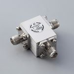 6 GHz to 18 GHz, 1.5 dB Insertion Loss, 10 dB Isolation, SMA Coaxial Series Isolator-TH1201K