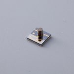 5 GHz to 6 GHz, 0.6 dB Insertion Loss, 17 dB Isolation, GWB Micro-strip Series Isolator-WH502A2
