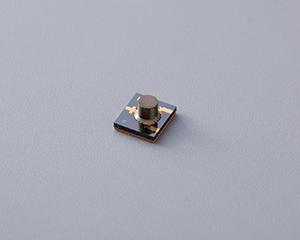 14 GHz to 18 GHz, 0.7 dB Insertion Loss, 16 dB Isolation, GWB Micro-strip Series Isolator-WH1502A6
