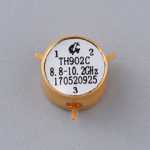 1.2 GHz to 3.8 GHz, 0.4 dB Insertion Loss, 23 dB Isolation, SMD Series Isolator-TH202SMD08