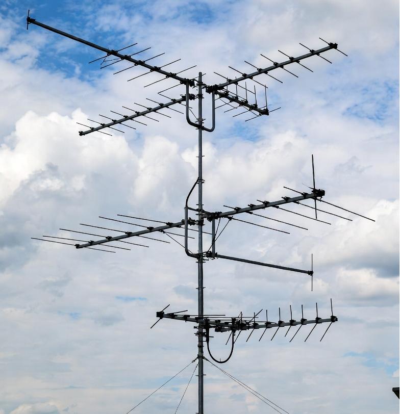 How Log Periodic Dipole Arrays Are Used in Modern Communication Systems