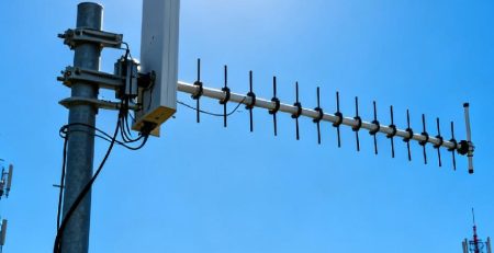 What Is a Log Periodic Antenna Array