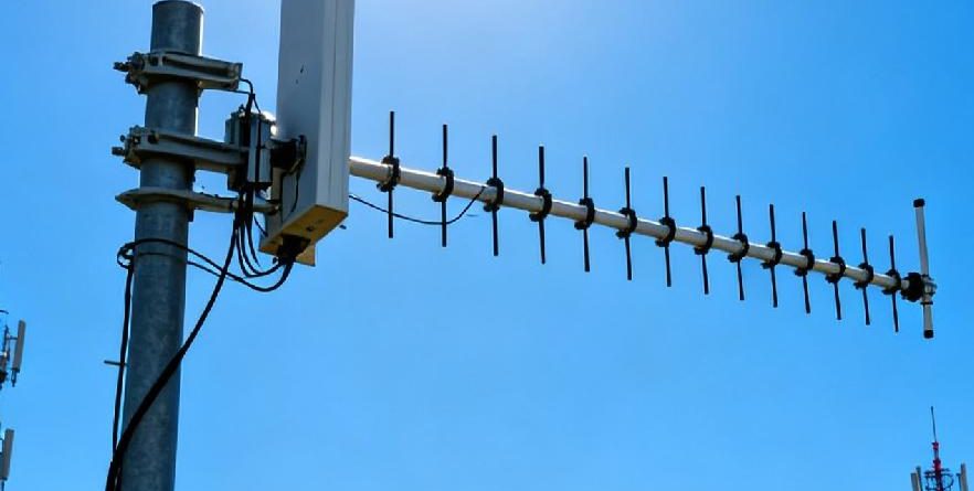 What Is a Log Periodic Antenna Array